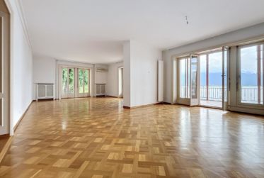 Appartement rénové pieds dans l'eau | AMAZING !!!