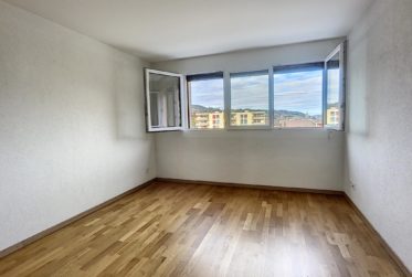 Lumineux & Spacieux appartement proche de tout