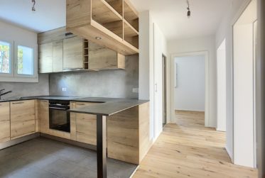 Rez supérieur | jardin | terrasse | Local vélo électrique