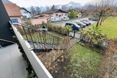 Lumineux rez-de-jardin | Villeneuve