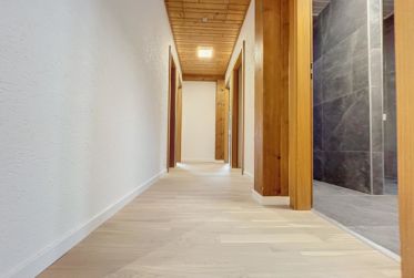 Attique rénové | Tolochenaz