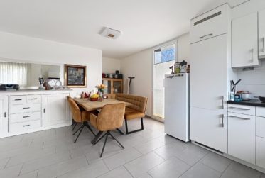 Lumineux rez-de-jardin | Villeneuve