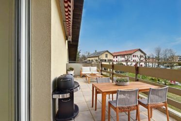 Attique rénové | Tolochenaz