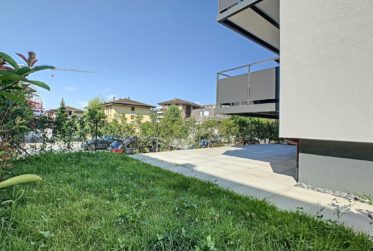 Rez supérieur | jardin | terrasse | Local vélo électrique