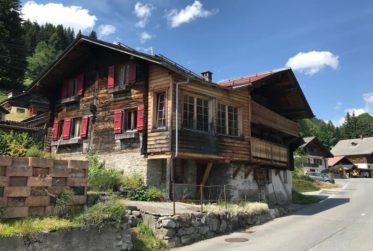 Chalet individuel de 5.5 pièces avec annexe à La Collombaz
