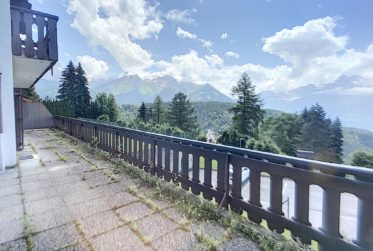 Rez lumineux avec Vue sur les Alpes