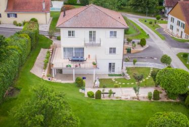 Belle maison individuelle avec vue panoramique à Ursins (VD)