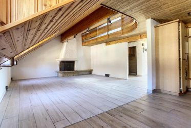 Grand 5 pièces en Duplex | Centre Lucens